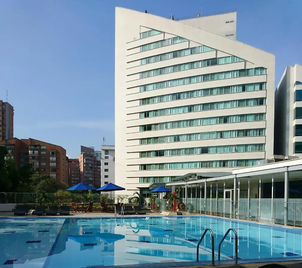 Hotel San Fernando Plaza ميديلين