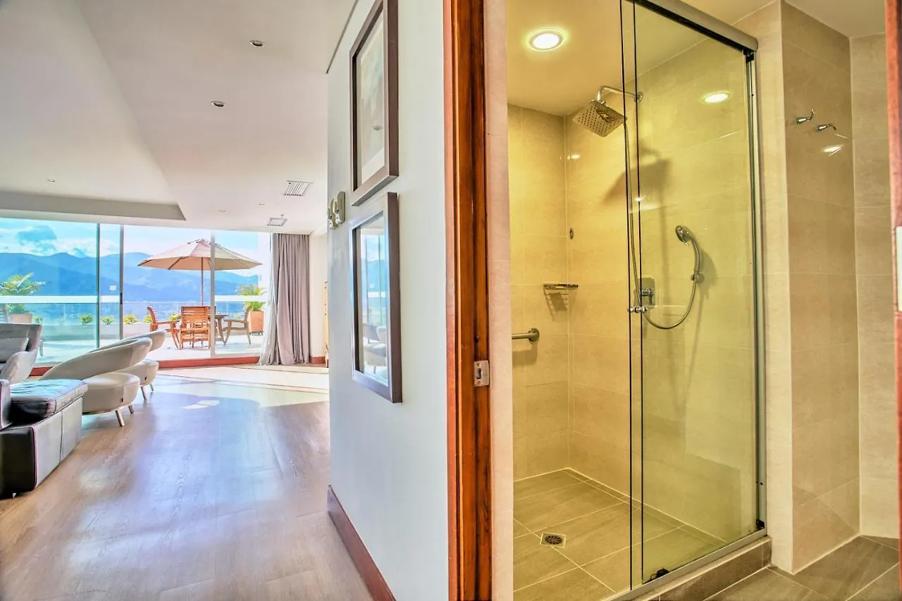 Hotel San Fernando Plaza Medellin 5*,