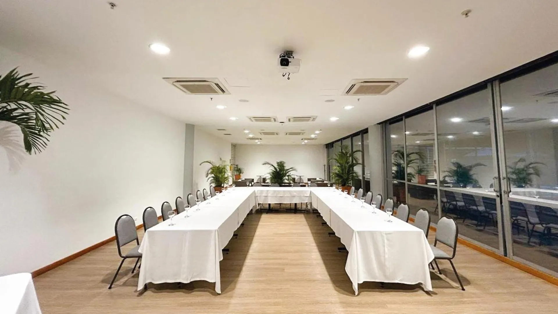 Hotel San Fernando Plaza Medellin