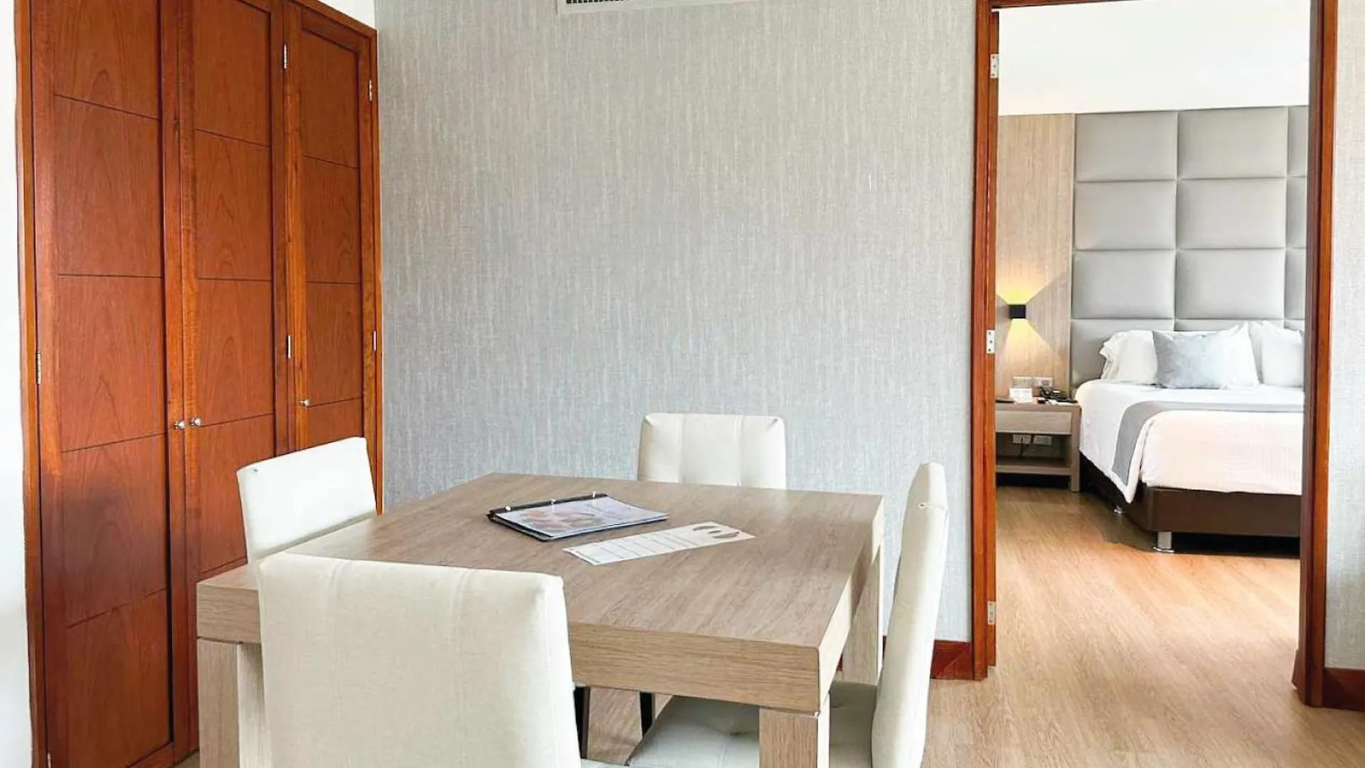Hotel San Fernando Plaza Medellin