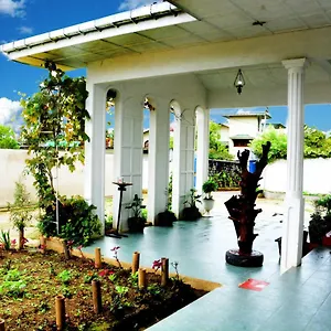  Couette-café The West Gate Bungalow Sri Lanka