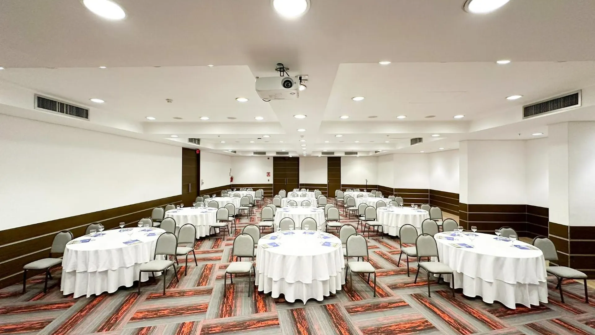 Hotel San Fernando Plaza Medellin 5*,  Colombia